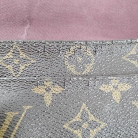 891370BS (X5) Louis Vuitton Crossbody Bag Brown Monogram - Picture 5 of 8